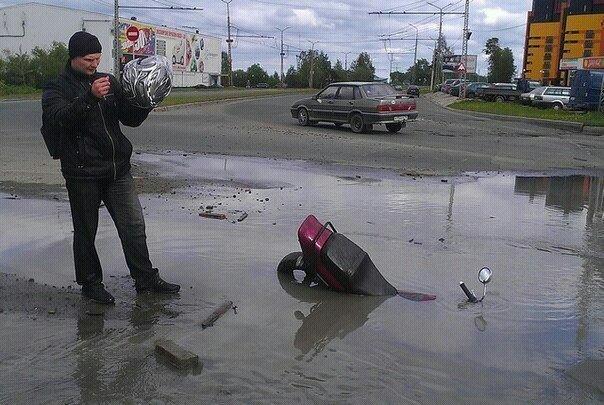 35 миллионов рублей заплатят за фотографии ям на дорогах