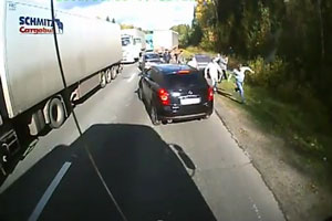 Установлены личности рэкетиров, которых избили дальнобойщики в Кировской области