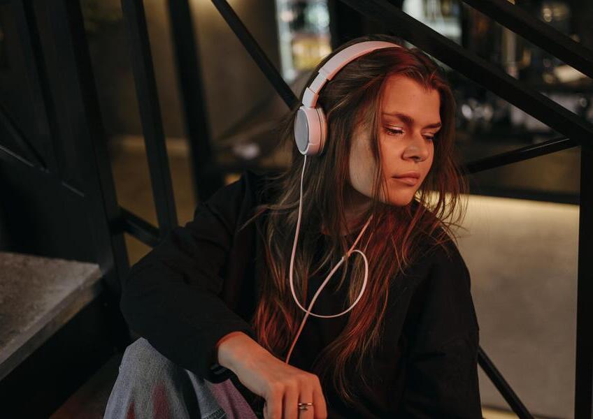 Любовь до «ГрОба»: екатеринбурженки готовы бросить партнера из-за музыкальных предпочтений | Сервис «Мамба»: свердловчанки готовы бросить партнера из-за музыки