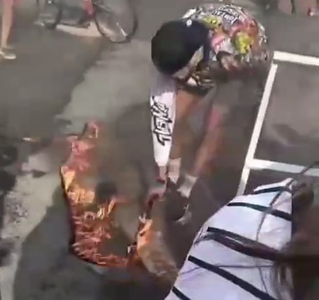 В Ревде на огненном шоу горящий провод отлетел на детей | На Урале горящий провод отлетел прямо на детей 