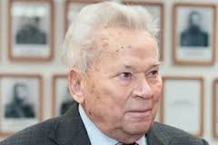 Михаил Калашников попал в реанимацию Михаил Калашников попал в реанимацию