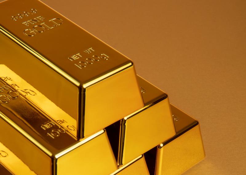 В Екатеринбурге директор золотодобывающей компании превысил лимиты добычи | Директор ООО «Геопром» незаконно добывал золото 