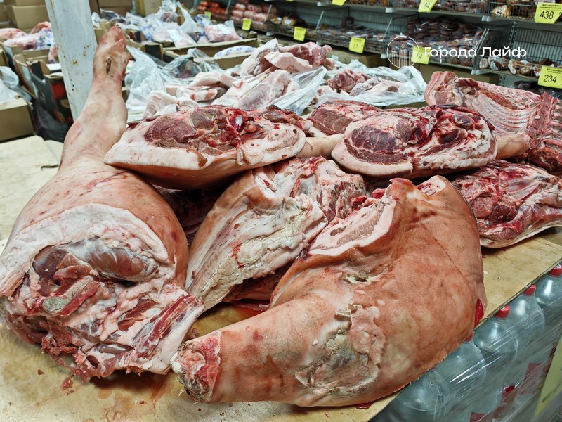 Как изменились цены на продукты питания на Урале в сентябре-октябре  | Цены на продукты питания в Свердловской области: рост на мясо и овощи, снижение на сахар и лук