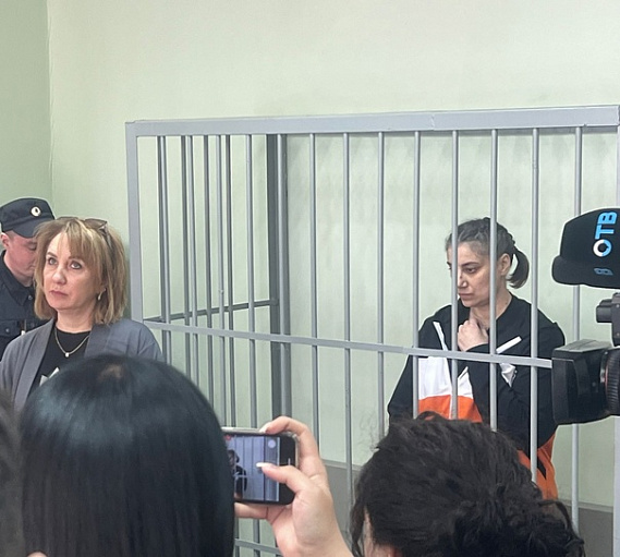 Избитой сокамерницей опекунше пятилетнего Далера Веронике Наумовой нашли других соседок | Избитую в СИЗО опекуншу пятилетнего Далера перевели в другую камеру 