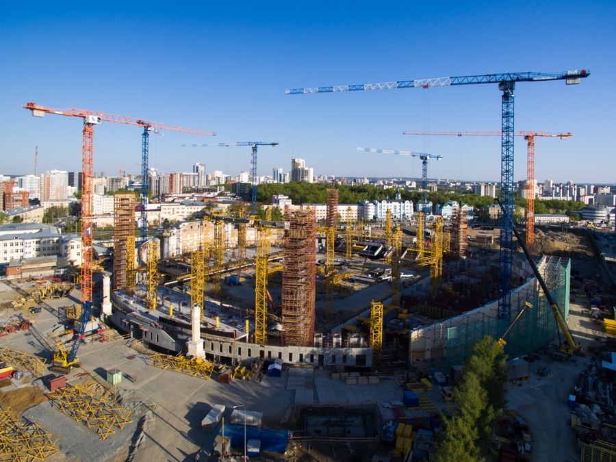 На трех секторах Центрального стадиона Екатеринбурга завершен монтаж трибун на уровне первого этажа На трех секторах Центрального стадиона Екатеринбурга завершен монтаж трибун на уровне первого этажа