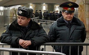 Полиция Москвы зачищает метро