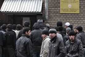 Из Югры выгнали полсотни таджиков-нелегалов