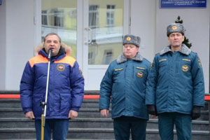 Глава МЧС разрезал ленточку нового Центра управления в Екатеринбурге