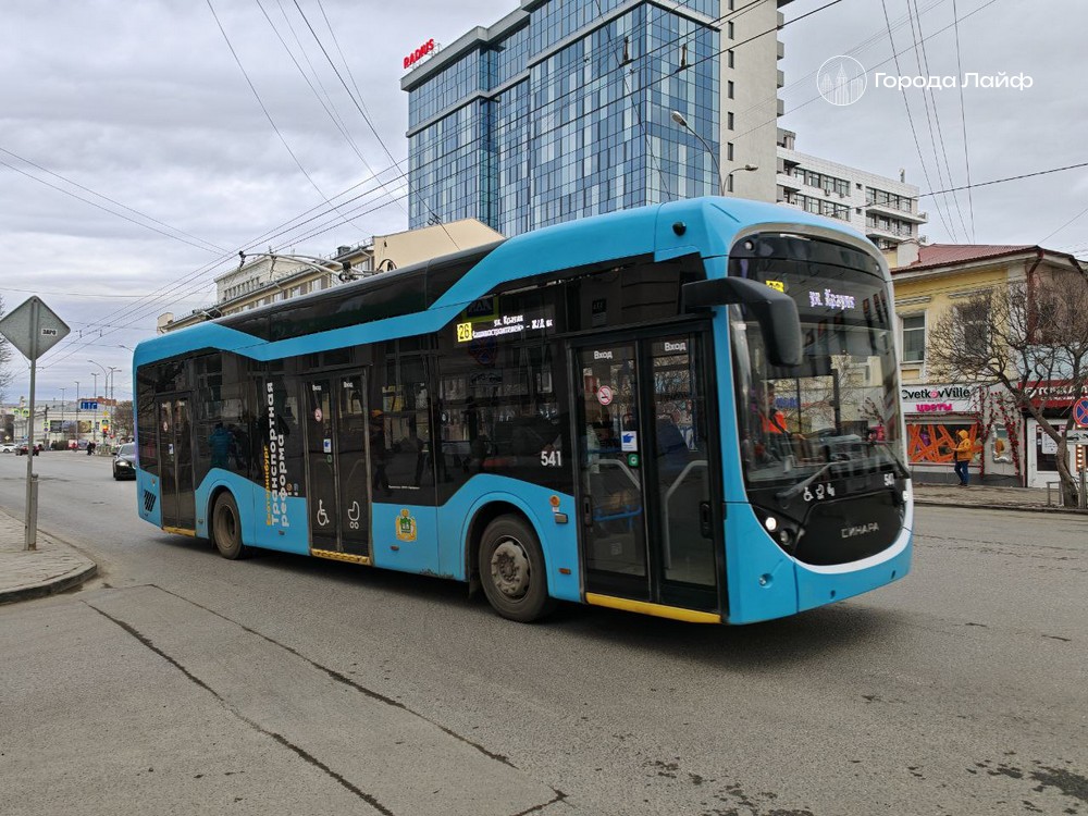 По улицам Екатеринбурга уже курсируют 14 новых автобусов | 14 новых автобусов выпустили на улицы Екатеринбурга По улицам Екатеринбурга уже курсируют 14 новых автобусов | 14 новых автобусов выпустили на улицы Екатеринбурга