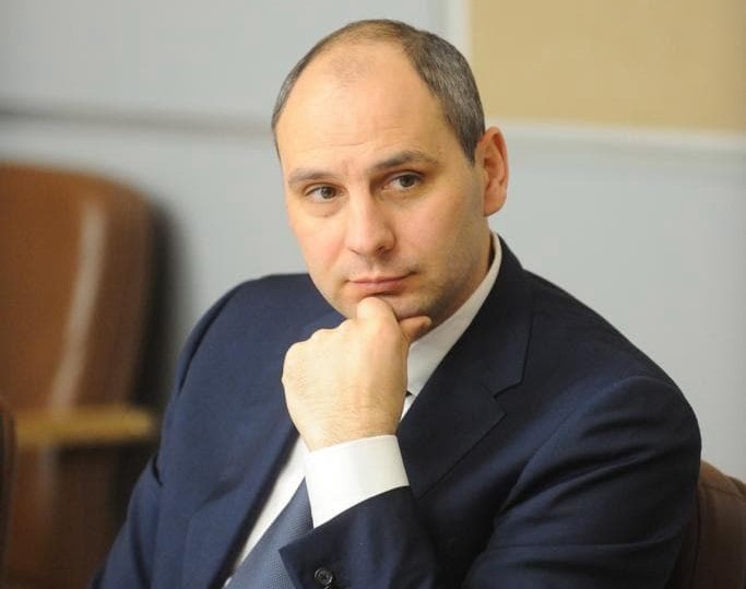 СМИ: Паслер сменил Куйвашева на посту главы Свердловской области  | СМИ: Денис Паслер назначен врио губернатора Свердловской области 