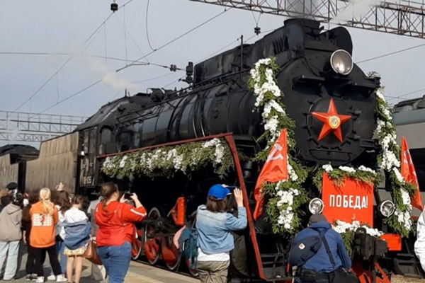 Ретропоезд «Эшелон Победы» прибыл в Екатеринбург