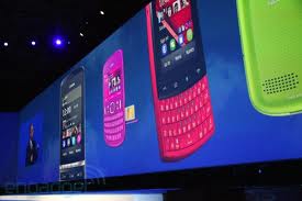 Акции Nokia подорожали наполовину