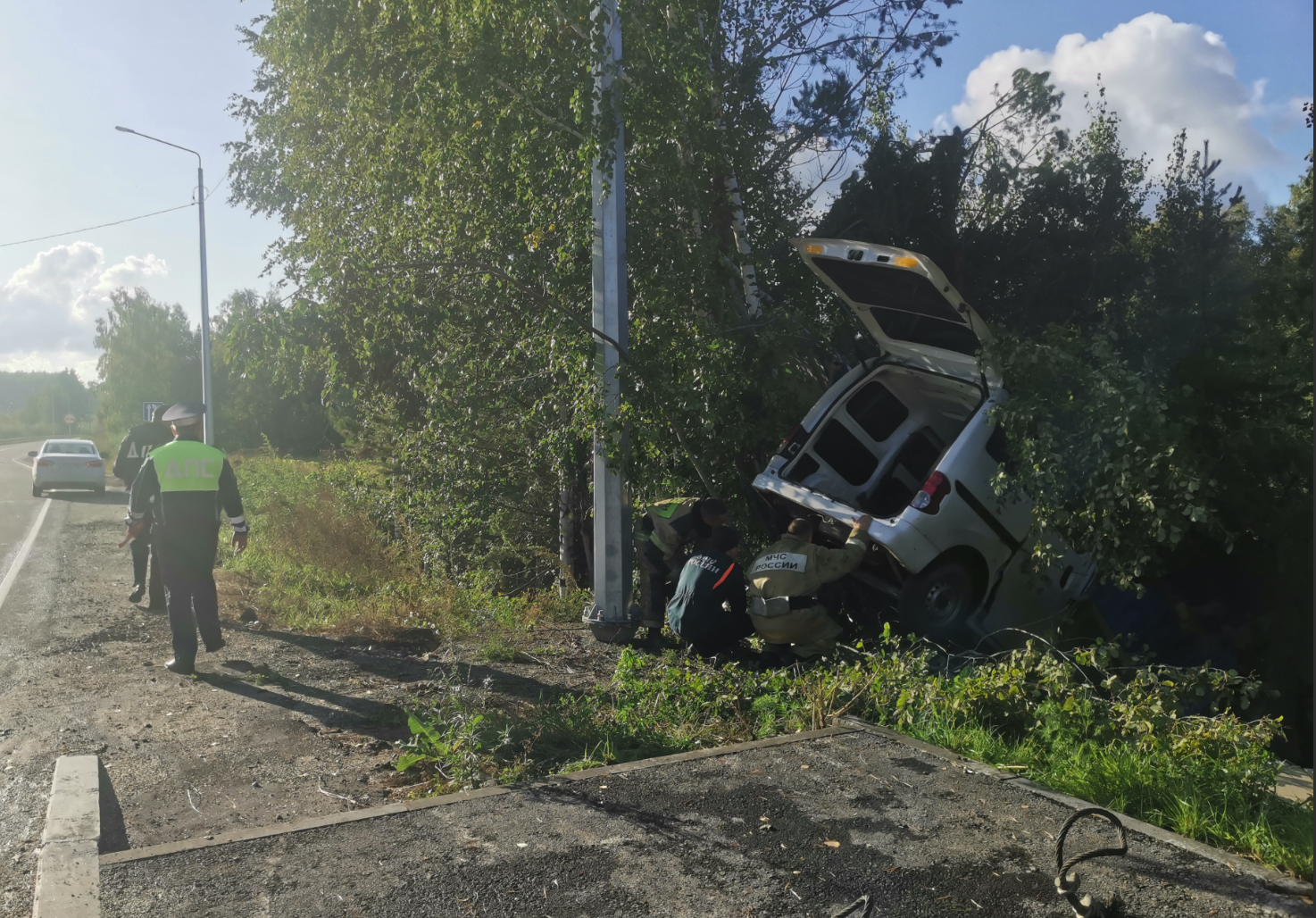 На Урале нетрезвый водитель снес остановочный комплекс и совершил смертельное ДТП