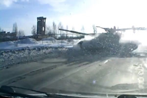 Танки Нижнего Тагила помешали. Видео
