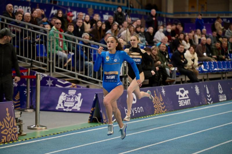 Юбилейные «Рождественские старты» в Свердловской области: борьба за медали и рост спортивного потенциала | В Свердловской области стартовали юбилейные «Рождественские старты» Юбилейные «Рождественские старты» в Свердловской области: борьба за медали и рост спортивного потенциала | В Свердловской области стартовали юбилейные «Рождественские старты»
