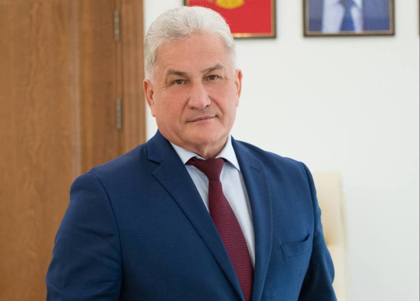 Министр образования Свердловской области меняет место работы | На Урале меняют министра образования и молодежной политики