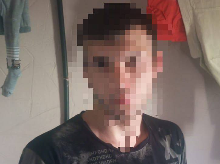 В Троицке любопытные хулиганы избили прохожего  | В Челябинской области полиция задержала любопытного разбойника 