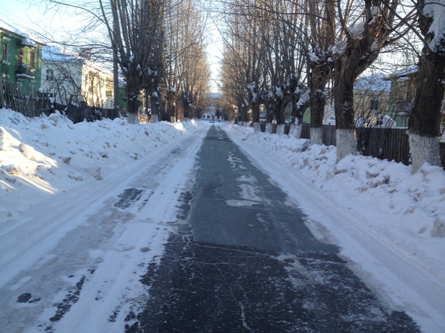 Администрацией города Полевского не принимаются меры по приведению улично-дорожной сети в безопасное состояние Администрацией города Полевского не принимаются меры по приведению улично-дорожной сети в безопасное состояние