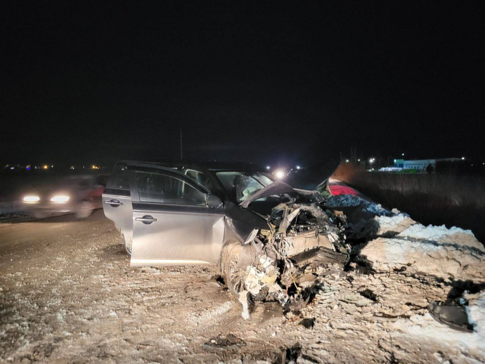 В Тюменской области произошло две смертельные дорожные аварии  | Под Тюменью в двух ДТП погибли три человека 