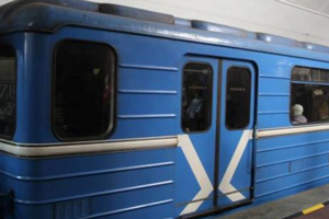 Утром Екатеринбуржцы ехали в метро в обесточенном вагоне