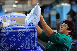 Россиян могут обязать платить пошлину за интернет покупки