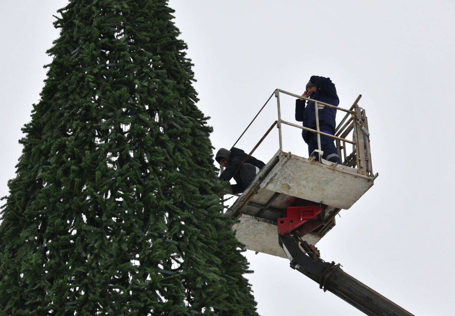 Уралвагонзавод создает новогоднее настроение Уралвагонзавод создает новогоднее настроение