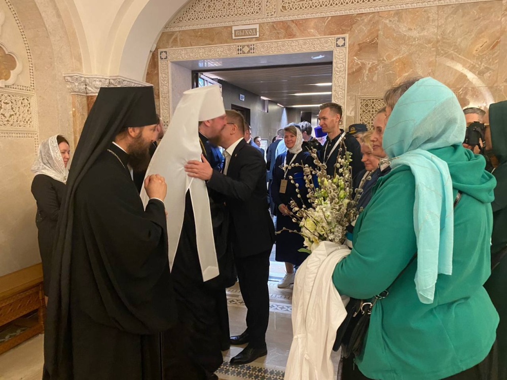 В Челябинске освятили новый кафедральный собор  | В Челябинске открылся Кафедральный собор Рождества Христова