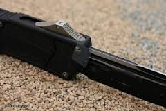 В Пермском крае женщина напала на полицейского с ножом