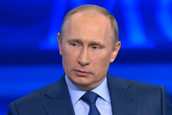 Прямая линия с Путиным началась. Первые вопросы