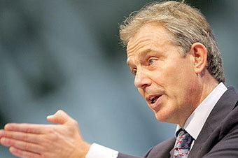 Тони Блэра сравнили с Гитлером Тони Блэра сравнили с Гитлером