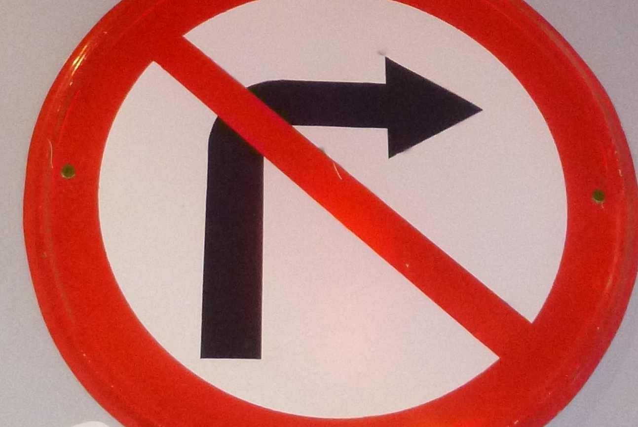 В Магнитогорске пьяный полицейский сбил нетрезвую женщину