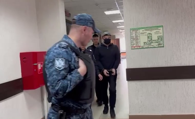 В Екатеринбурге мужчину осудили за резонансное убийство экс-сожительницы | Уральцу вынесли приговор за убийство матери его дочери В Екатеринбурге мужчину осудили за резонансное убийство экс-сожительницы | Уральцу вынесли приговор за убийство матери его дочери