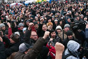 Власти Перми и организаторы акции «За честные выборы» обсуждают площадки для проведения митинга 24 декабря Власти Перми и организаторы акции «За честные выборы» обсуждают площадки для проведения митинга 24 декабря