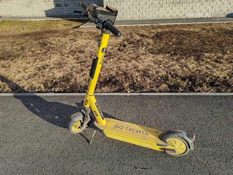 Мэрия Екатеринбурга напомнила арендаторам и владельцам самокатов об ответственности  | В мэрии Екатеринбурга активизировали борьбу за безопасность самокатов 