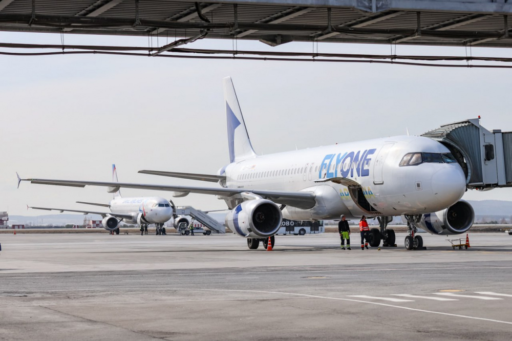 Аэропорт Екатеринбурга принял из Еревана первый рейс после перерыва  | Авиасообщение между Екатеринбургом и Ереваном восстановлено 