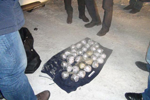 В Иркутске в автомобиле Lexus изъята партия героина на 1 миллиард рублей