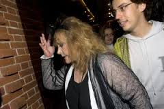 Пугачеву и Галкина греет мысль о материнском капитале Пугачеву и Галкина греет мысль о материнском капитале