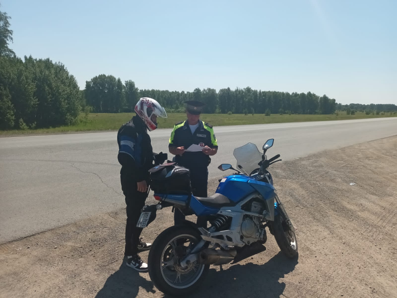 Полиция Челябинской области борется с шумом и нарушениями ПДД мотоциклистов Полиция Челябинской области борется с шумом и нарушениями ПДД мотоциклистов