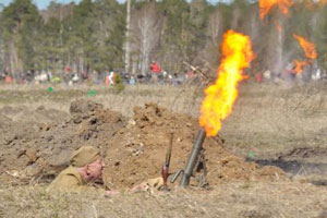 Реконструкция Курской битвы прошла на берегу озера Шарташ