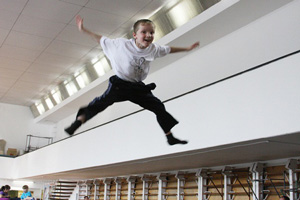 Спортпланерка: прыжки на батуте