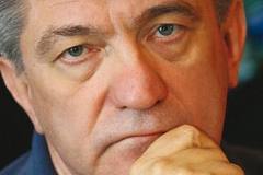 Режиссер Александр Сокуров прекратит защищать исторические памятники