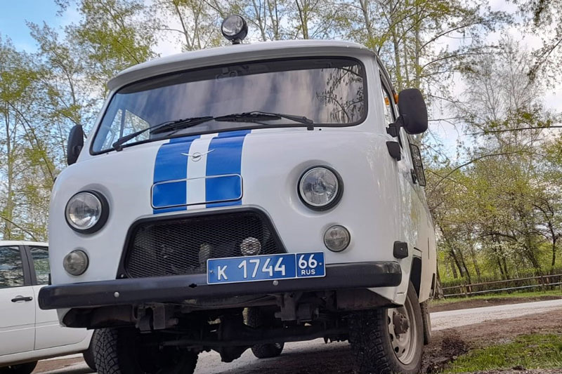 В Тюмени воры разрушали гаражи и похищали вещи | Полиция Тюмени поймала группу гаражных воров