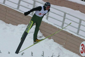 Спортсмены провели тестовые испытания трамплинного комплекса под Нижним Тагилом