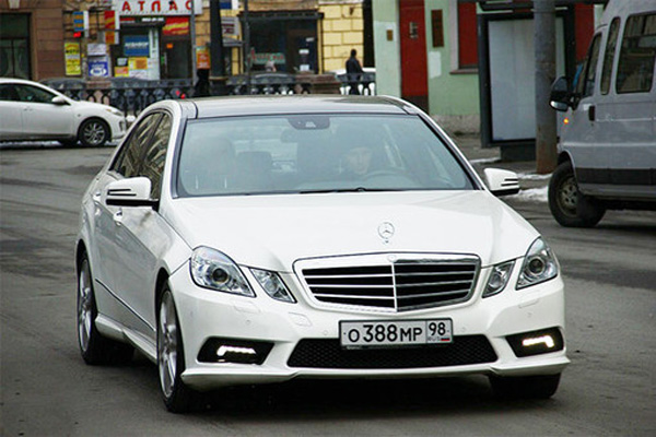 СК проводит проверку по факту ДТП с возможным участием основателя ВКонтакте СК проводит проверку по факту ДТП с возможным участием основателя ВКонтакте