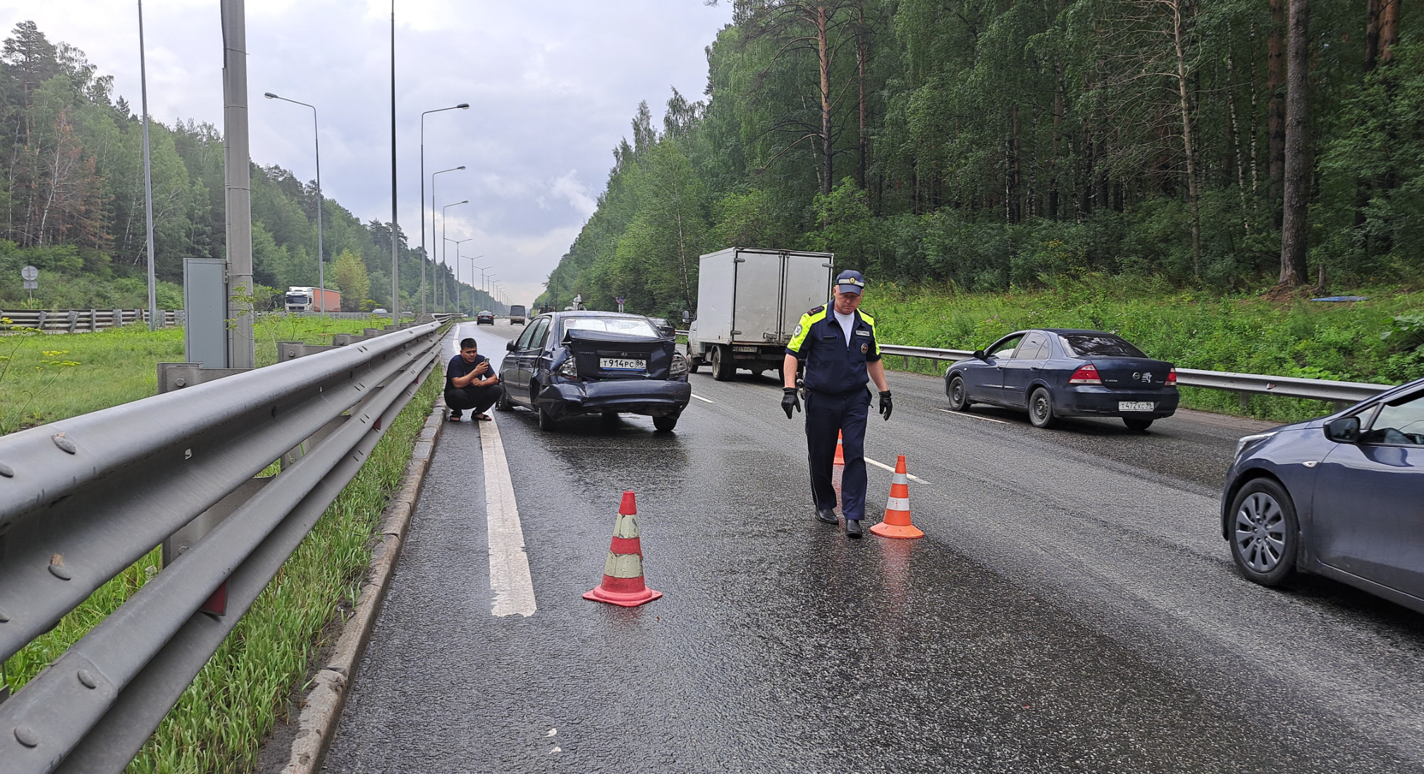 Госавтоинспекция Екатеринбурга расследует ДТП с участием несовершеннолетнего пассажира