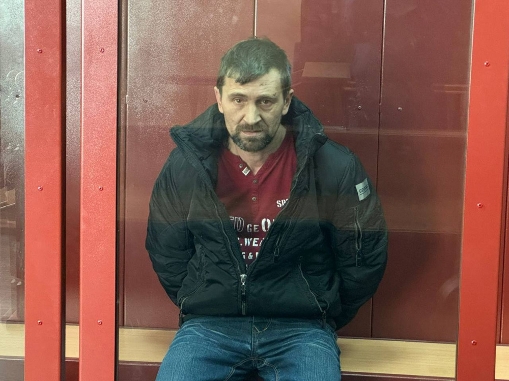 Жителя Екатеринбурга отправили в СИЗО за зверское убийство собственного внука  | Дедушку, убившего своего внука, суд отправил в СИЗО 