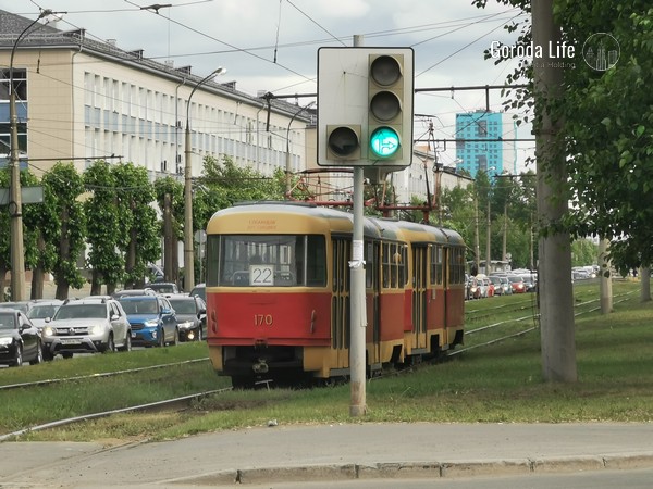 В Челябинске ограничат проезд по важному перекрёстку. Называем причину  | В Челябинске капитально отремонтируют трамвайные пути 