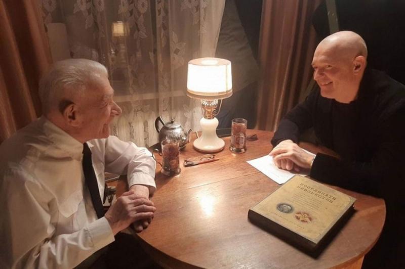 Егор Бероев снял фильм о 102-летнем разведчике из Екатеринбурга | Егор Бероев снял документальный фильм о 102-летнем ветеране