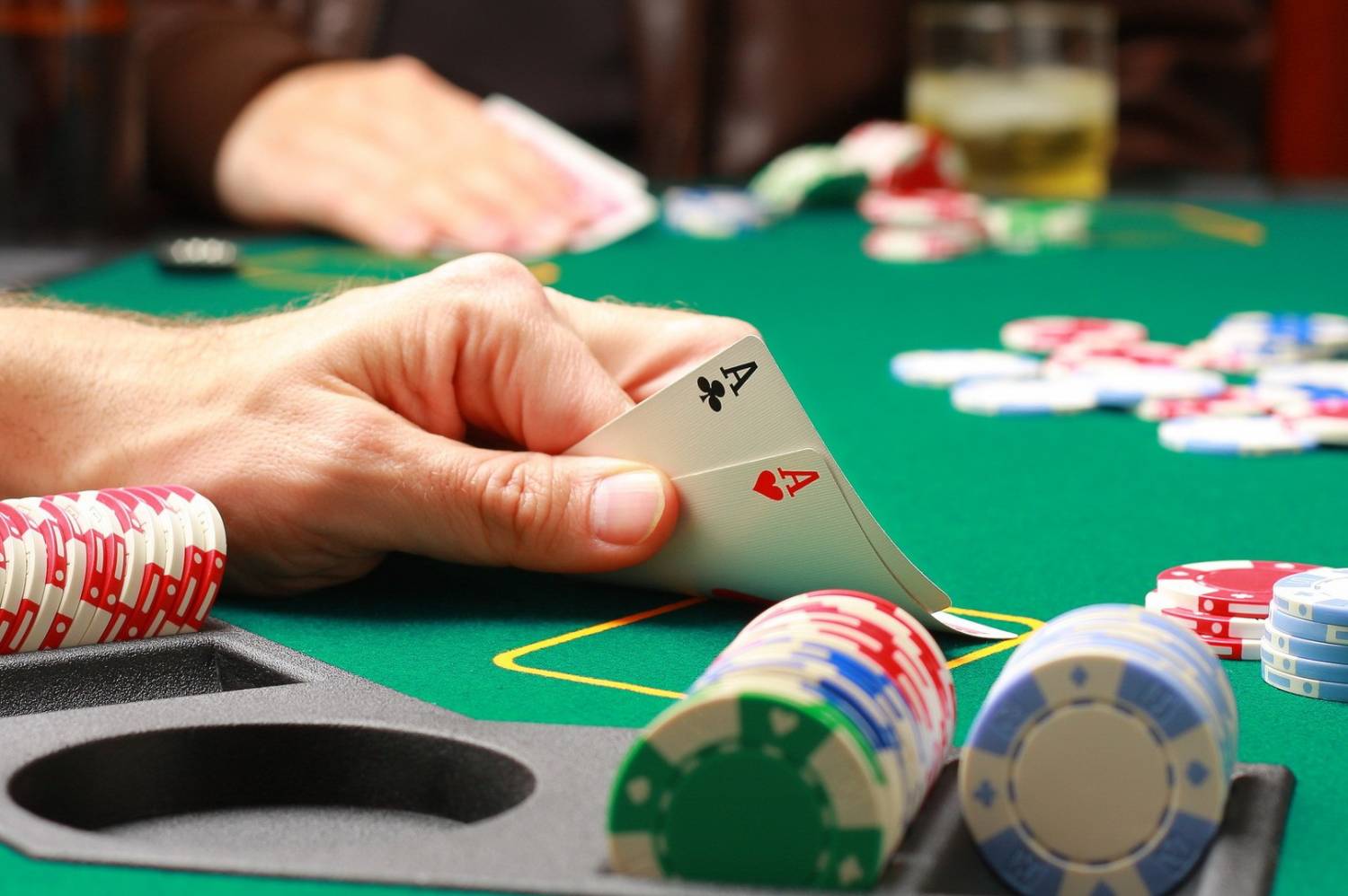 Полиция Перми накрыла покероманов-подпольщиков