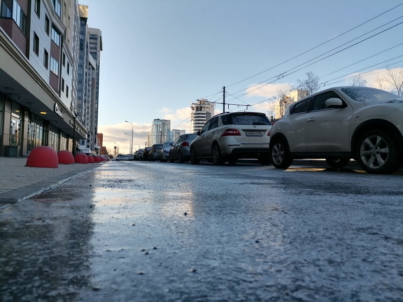 Синоптики продлили предупреждение о непогоде